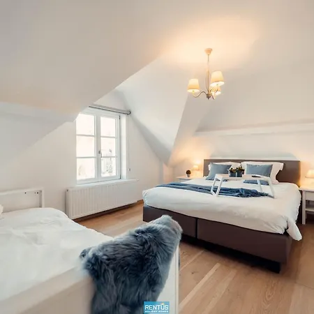 Villa Promenade - Luxuriously Apartment For 8 People Lägenhet *
